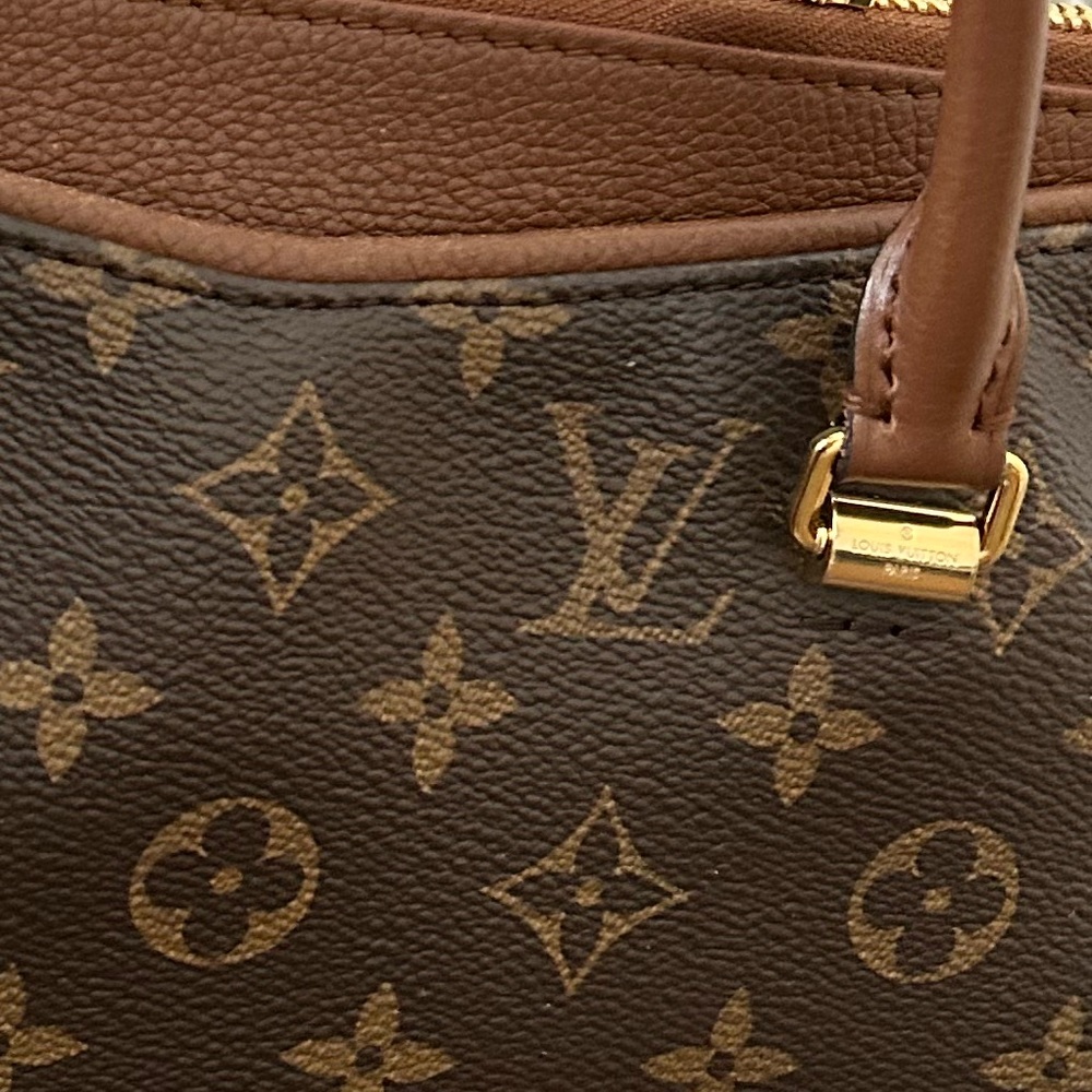 Authentic Louis Vuitton Pallas MM - Picture 9 of 16